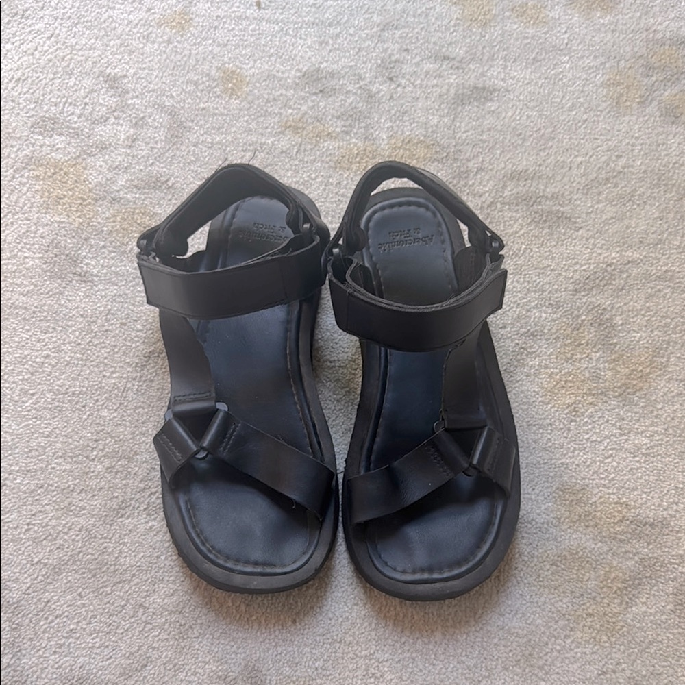 Abercrombie Sandles